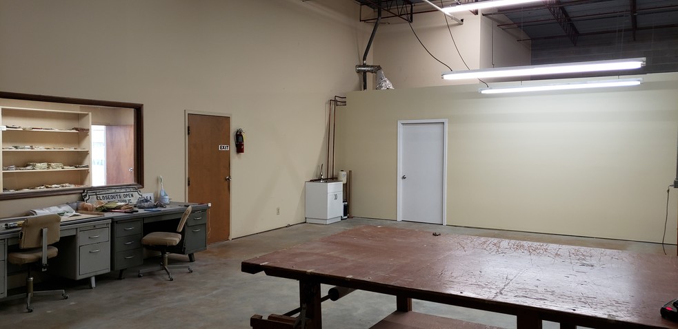 More Photos Of 3282-3288 Laventure Dr, Atlanta Distribution For Lease