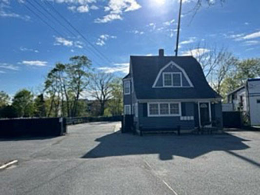 Primary Photo Of 282 Railroad Ave, Sayville Office For Lease