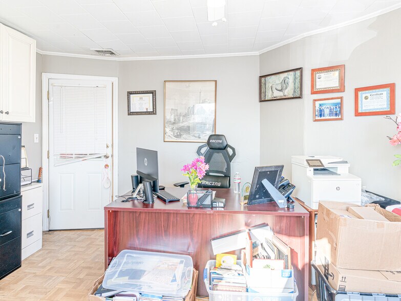 More Photos Of 29 Spruce St, Milford Religious Facility For Sale