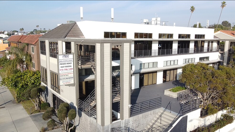 More Photos Of 220 S Pacific Coast Hwy, Redondo Beach Office Residential For Lease