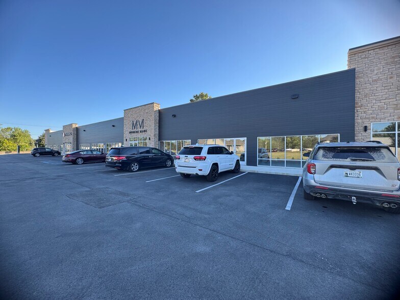 Primary Photo Of 9307 Illinois Rd, Fort Wayne Office For Lease