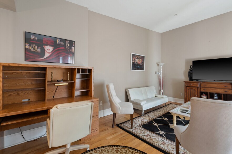 More Photos Of 317 W Fayette St, Syracuse Storefront Retail Office For Sale