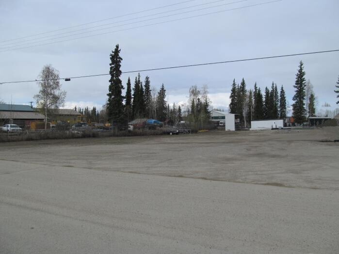 More Photos Of 980 Deere St, Fairbanks Warehouse For Sale