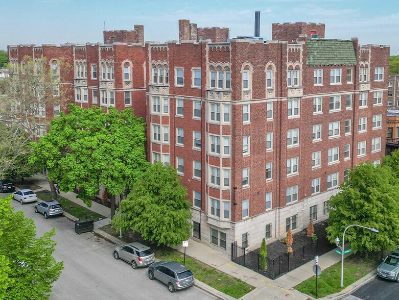 Primary Photo Of 7350 S Phillips Ave, Chicago Apartments For Sale
