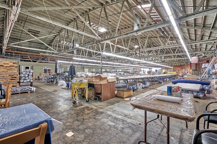 More Photos Of 3001 S San Pedro St, Los Angeles Warehouse For Sale
