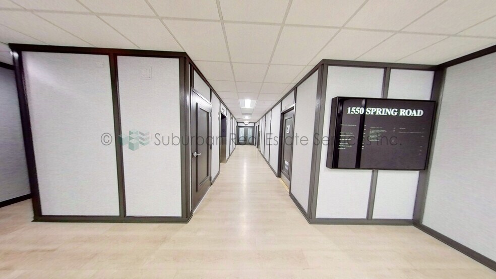 More Photos Of 1550 Spring Rd, Oak Brook Office For Sale