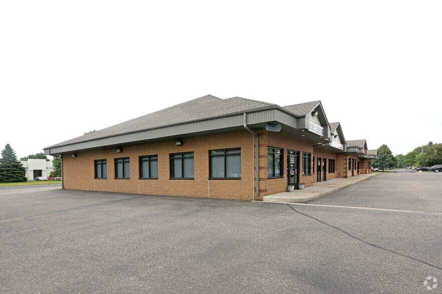 More Photos Of 3521 88th Ave NE, Blaine Office For Sale
