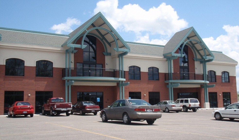 More Photos Of 3544 E 17th St, Ammon General Retail For Lease