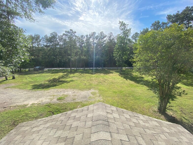 More Photos Of 33210 Magnolia Cir, Magnolia Office For Sale