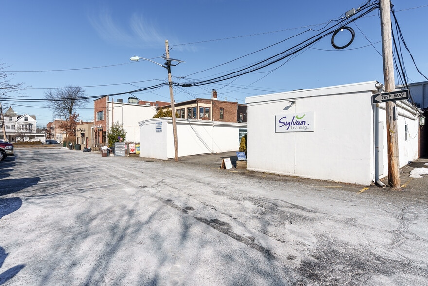 More Photos Of 380-384 Bloomfield Ave, Caldwell Storefront For Sale