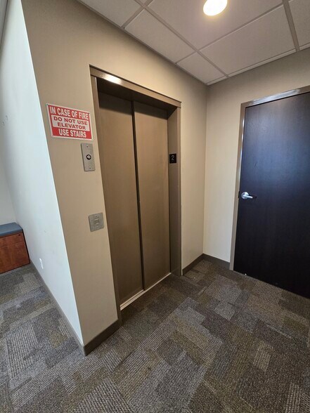 More Photos Of 2807 Sable Mill Rd, Jeffersonville Distribution For Lease
