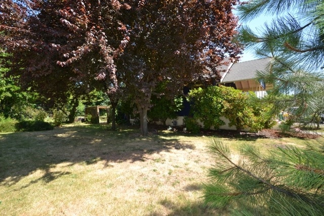 More Photos Of 2105 SE Ochoco St, Portland Office For Sale