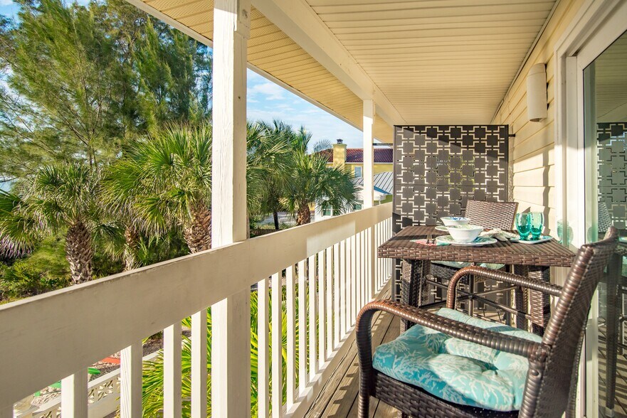 More Photos Of 217 Casey Key Rd, Nokomis Specialty For Sale