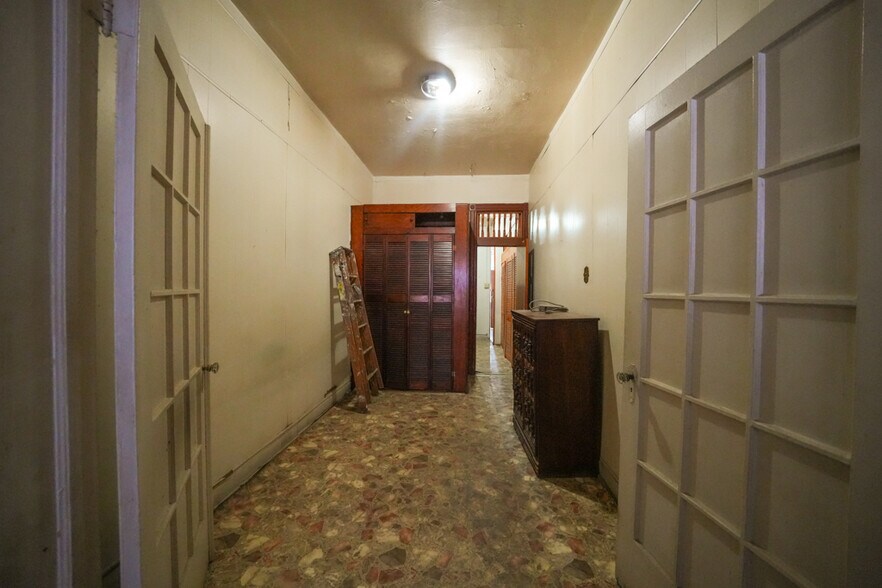 More Photos Of 296 Suydam St, Brooklyn Multifamily For Sale