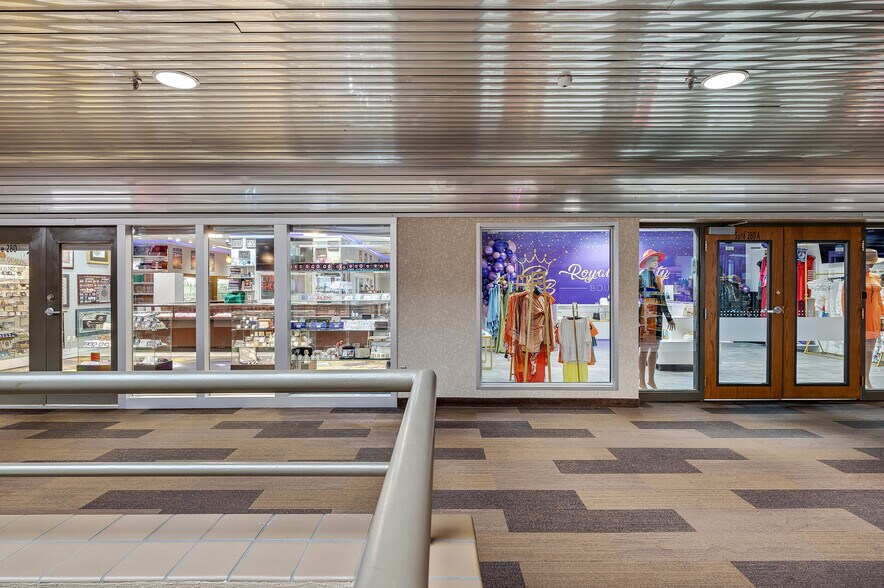 More Photos Of 250 2nd Ave S, Minneapolis Apartments For Lease