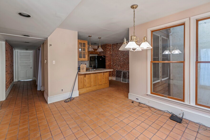 More Photos Of 2007-2011 Walnut St, Philadelphia Apartments For Sale