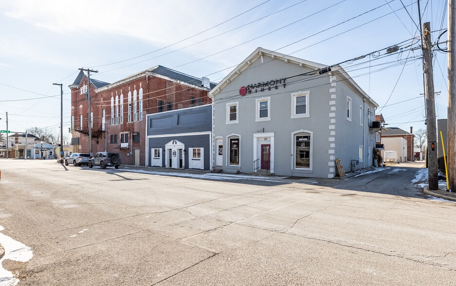 More Photos Of 18 N Jefferson St, Knightstown Storefront Retail Office For Sale