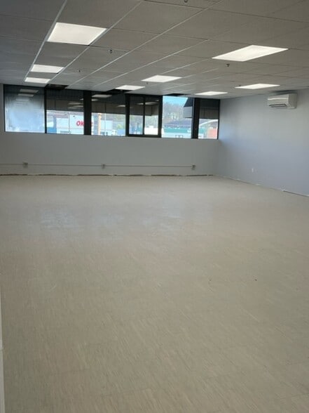 More Photos Of 280 Route 211 E, Middletown Storefront Retail Office For Lease