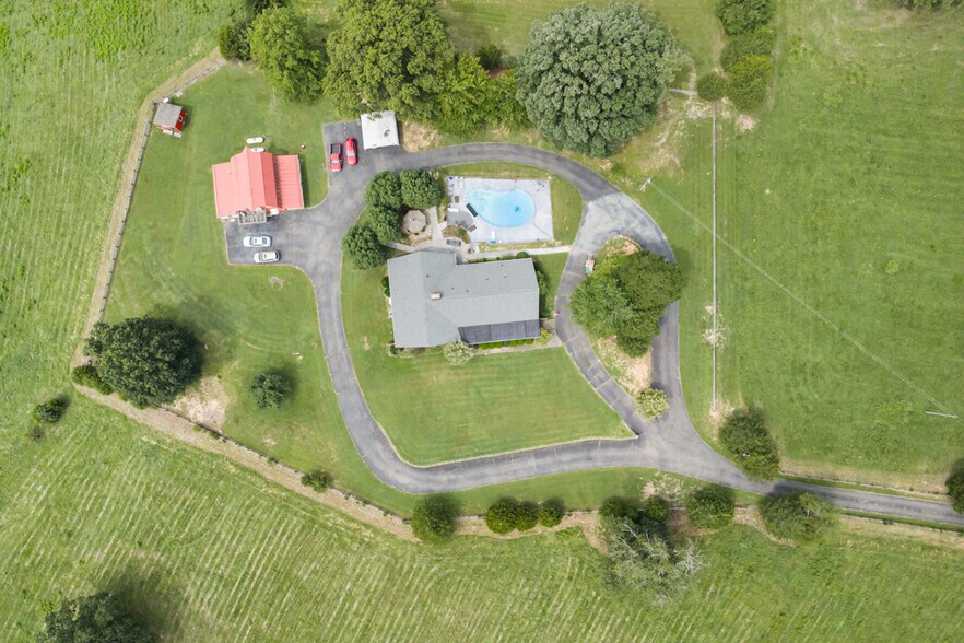 More Photos Of 8509 S Lowell Rd, Bahama Land For Sale