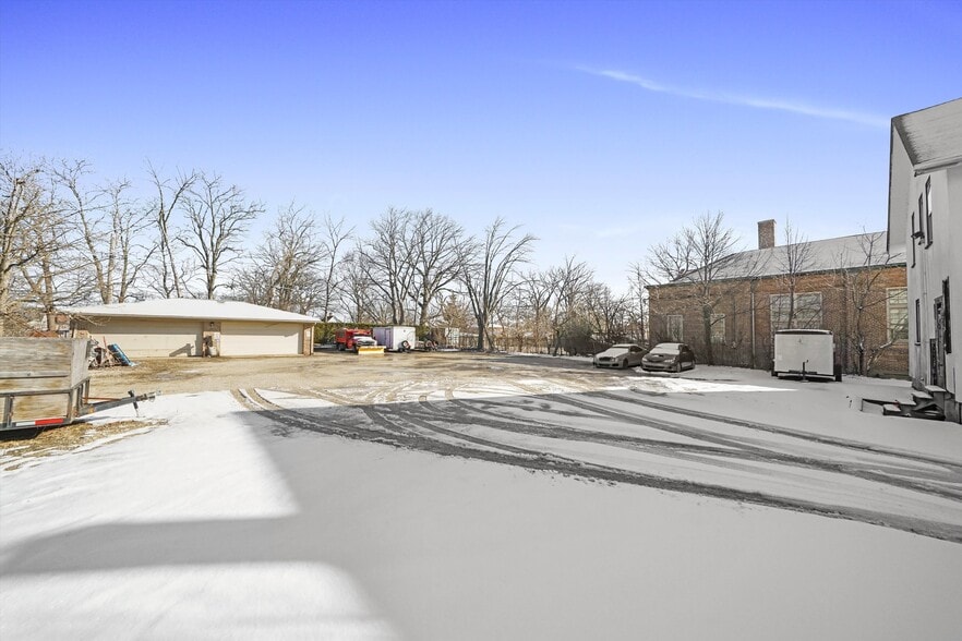 More Photos Of 417-429 Temple Ave, Highland Park General Retail For Sale