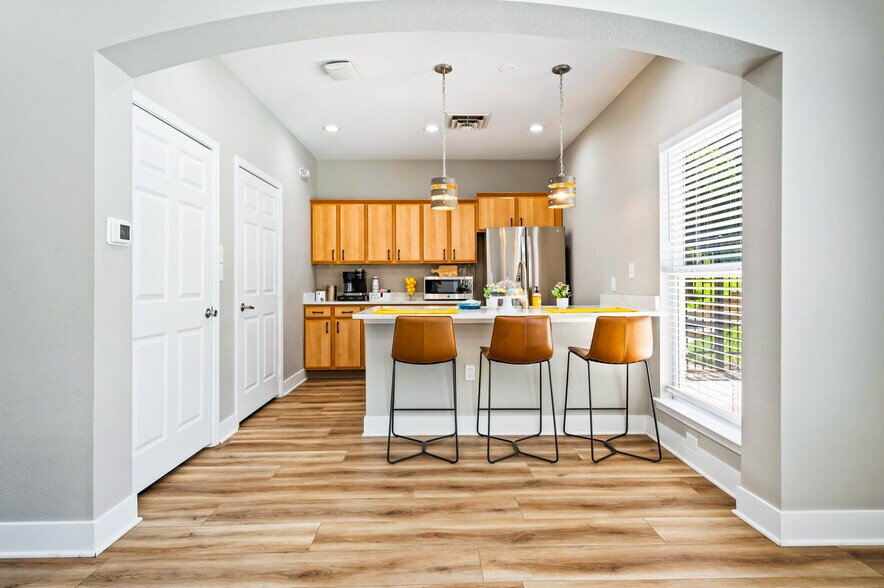 More Photos Of 400 Legends Terrace Dr, Eureka Apartments For Sale