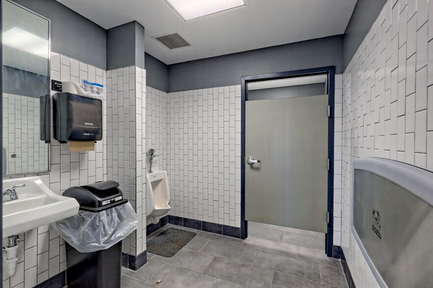 More Photos Of 515 Historic 441 Hwy, Cornelia Fast Food For Sale