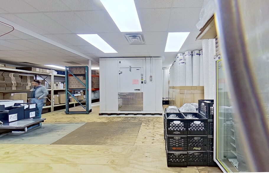 More Photos Of 62 W Inman Ave, Rahway Flex For Lease