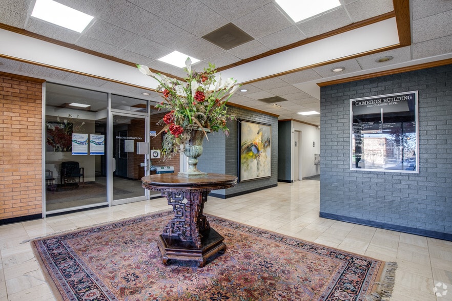 More Photos Of 2901-2915 N Classen Blvd, Oklahoma City Office For Lease