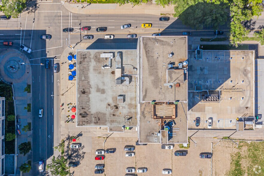 More Photos Of 8625 112th St, Edmonton Office For Sale