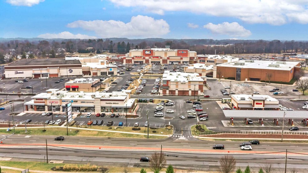 Primary Photo Of 1067 W Baltimore Pike, Media Unknown For Lease