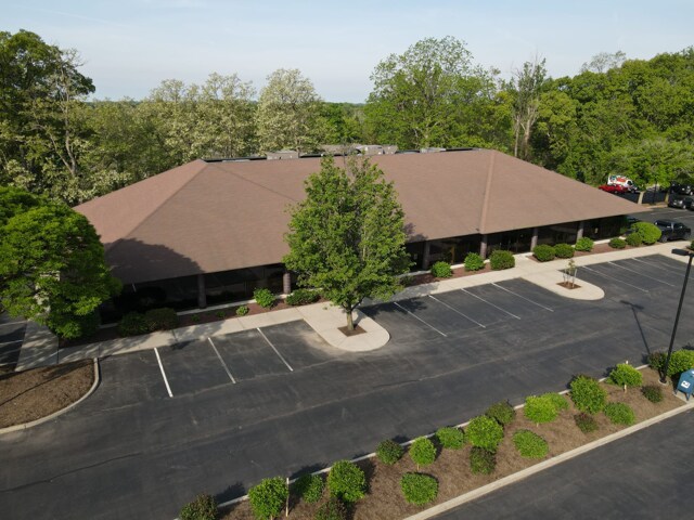 More Photos Of 170 Linden Oaks Dr, Rochester Office For Sale