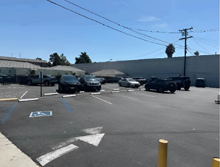 More Photos Of 14700-14706 Hawthorne Blvd, Lawndale Veterinarian Kennel For Sale