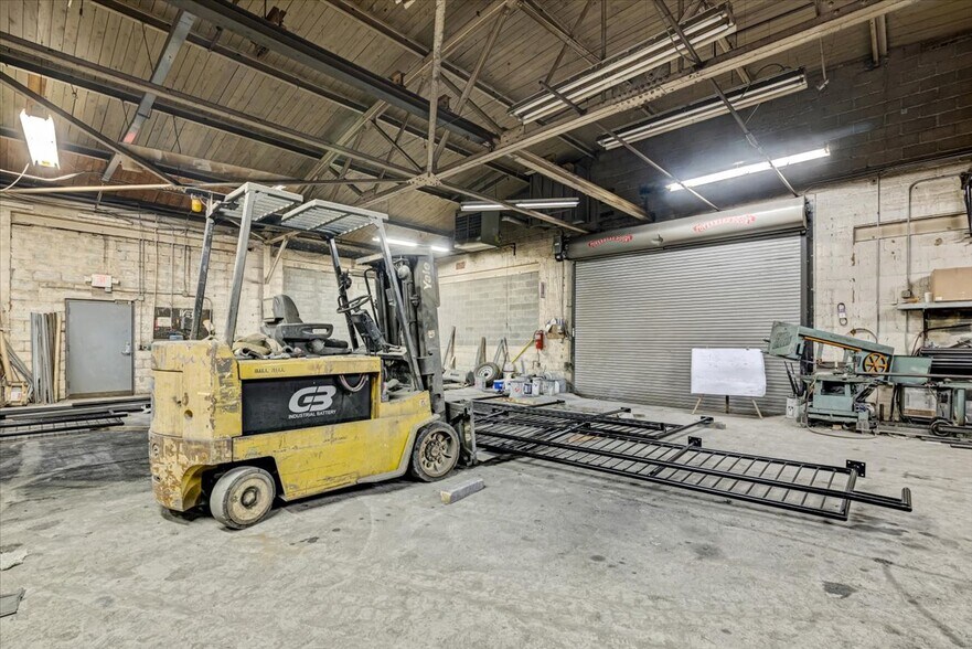 More Photos Of 530 S Main St, Bangor Manufacturing For Sale