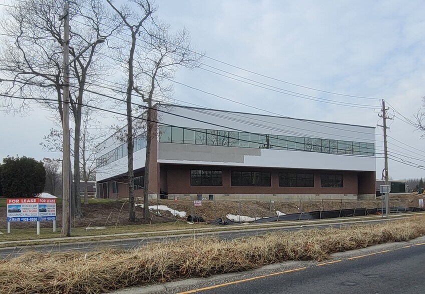 More Photos Of 1500 Route 112, Port Jefferson Station Medical For Lease