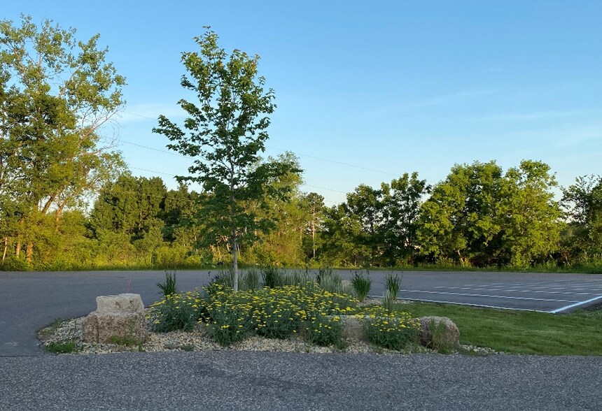 More Photos Of 2231 US Hwy 12, Baldwin Unknown For Lease