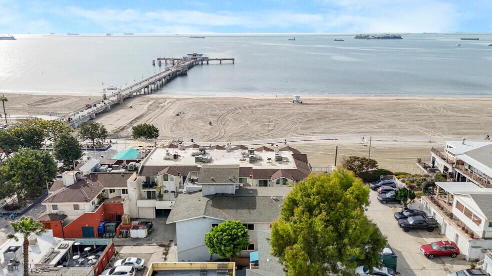 More Photos Of 16 38th Pl, Long Beach Apartments For Sale