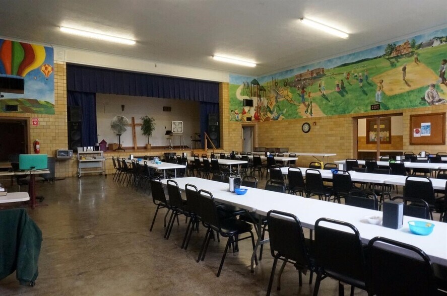 More Photos Of 719 S Fayette St, Washington Court House Flex For Sale