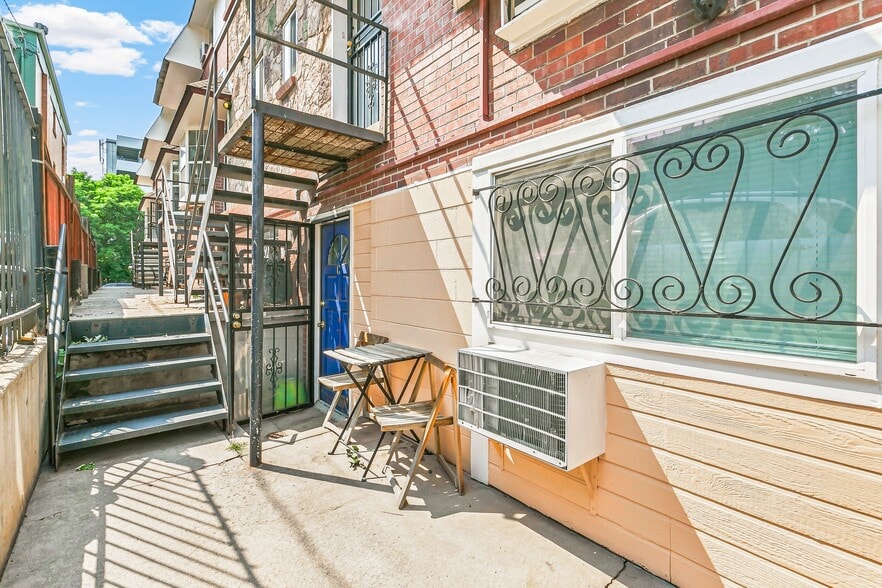 More Photos Of 1152 York St, Denver Apartments For Sale