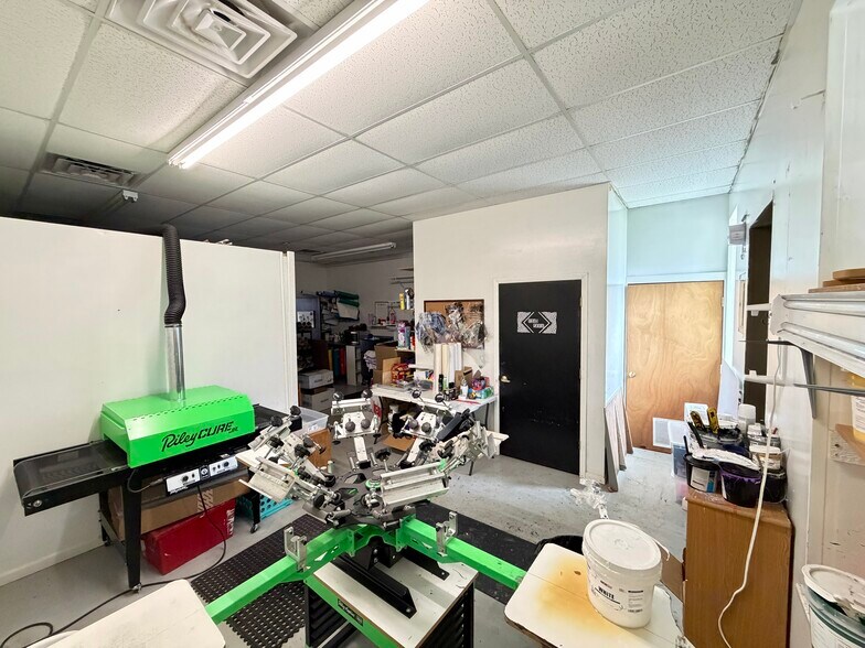 More Photos Of 107 E Commercial St, Waterville Storefront Retail Office For Sale