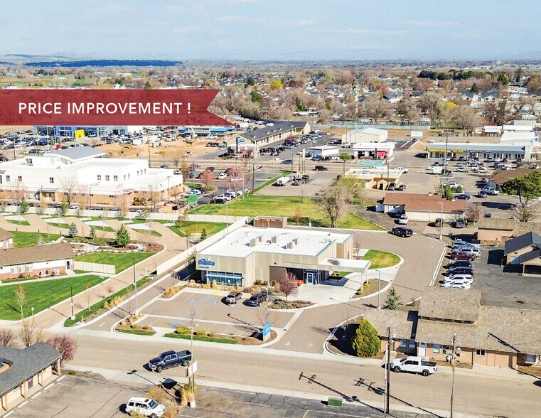 Primary Photo Of 815 NW 13th St, Fruitland Medical For Sale