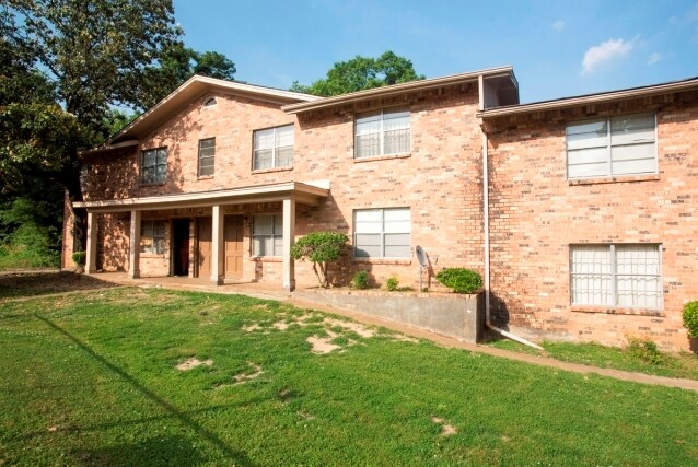 More Photos Of 3081 St. Charles Dr, Memphis Apartments For Sale