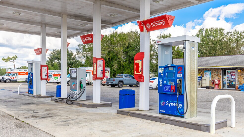 More Photos Of 9836 SW County Road 761, Arcadia General Retail For Sale