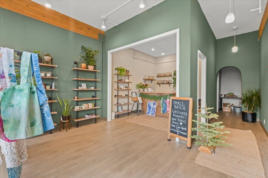 More Photos Of 1625 Palmetto Ave, Pacifica Apartments For Sale