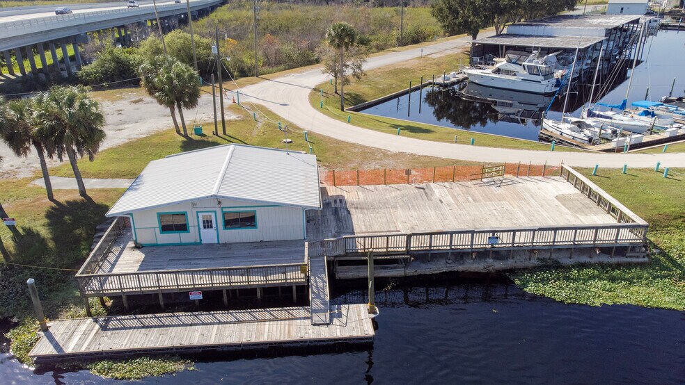 More Photos Of 3900 Peninsula Pt, Sanford Land For Sale