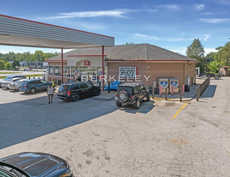 More Photos Of 4610 S Kentucky Ave, Indianapolis Service Station For Sale