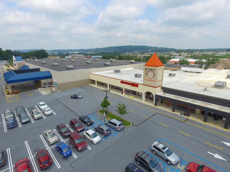 Primary Photo Of 25 Rohrerstown Rd, Lancaster Land For Lease