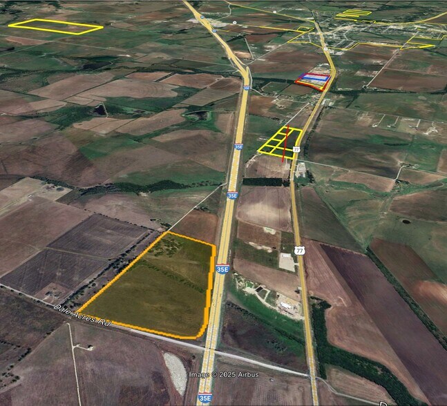 More Photos Of TBD I-35, Milford Land For Sale