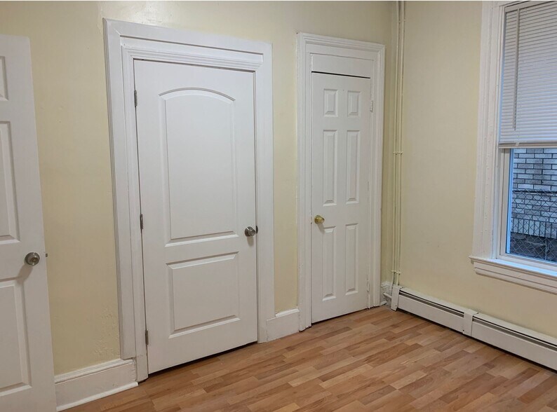 More Photos Of 134 Chestnut Ave, Waterbury Apartments For Sale