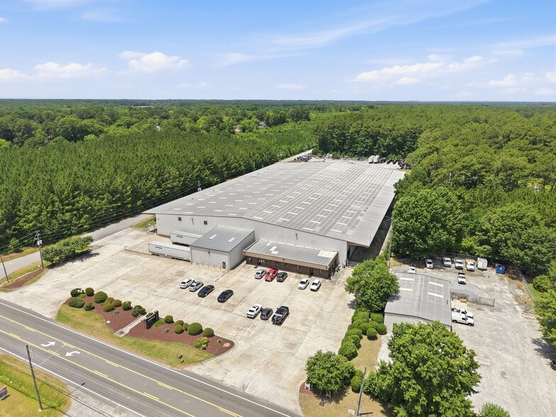 More Photos Of 1526 S Brightleaf Blvd, Smithfield Warehouse For Lease