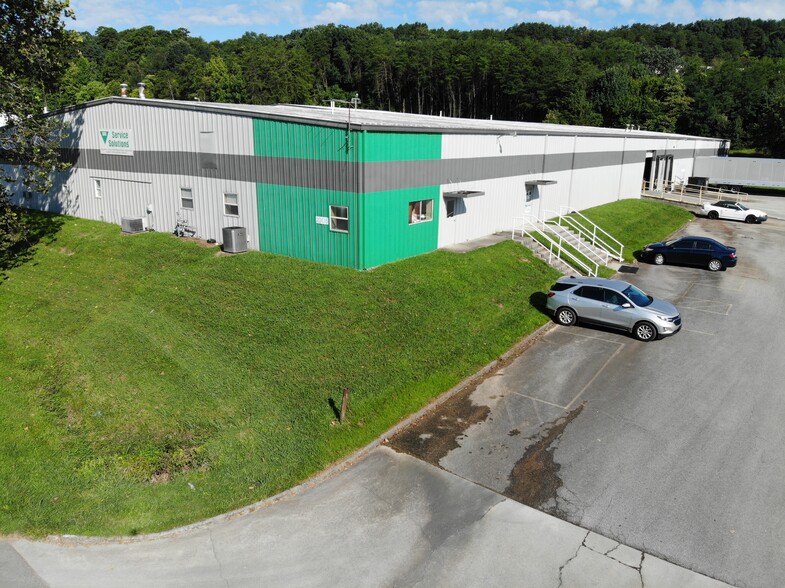 Primary Photo Of 2229 Sycamore Dr, Knoxville Warehouse For Lease